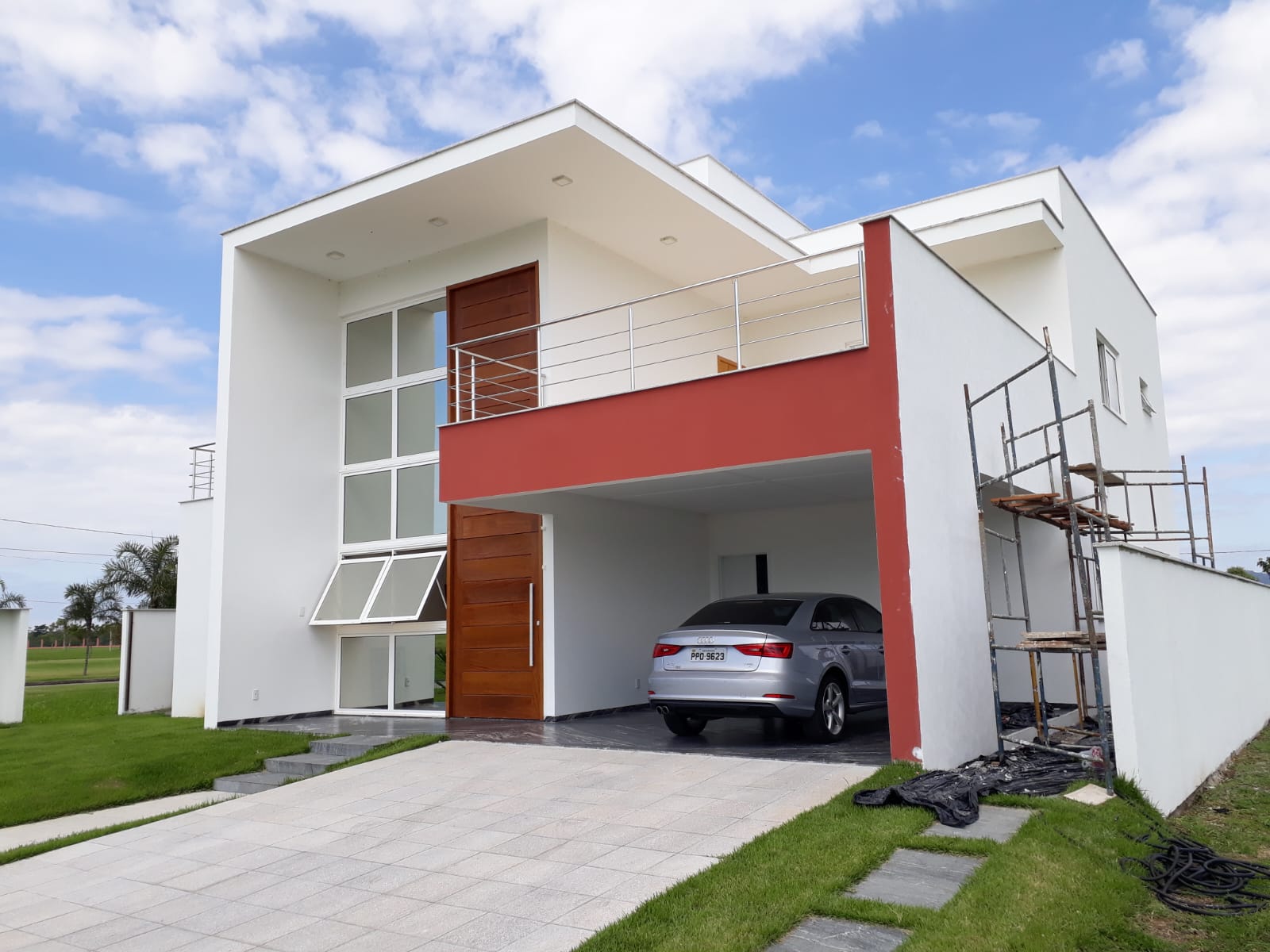 Fachada residencial moderna com pintura profissional em Vila Velha ES